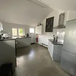 木屋 Spacious In With Jacuzzi