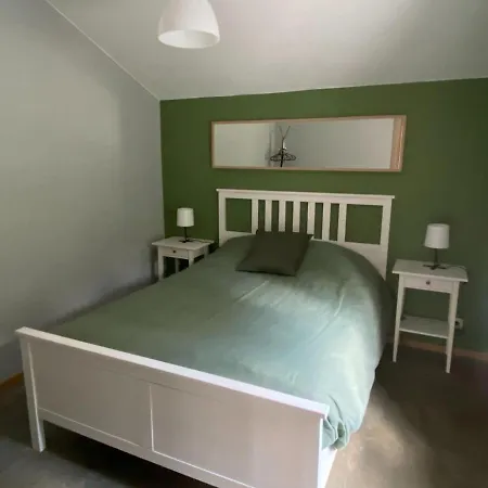 Chalet Spacious In With Jacuzzi Jalhay