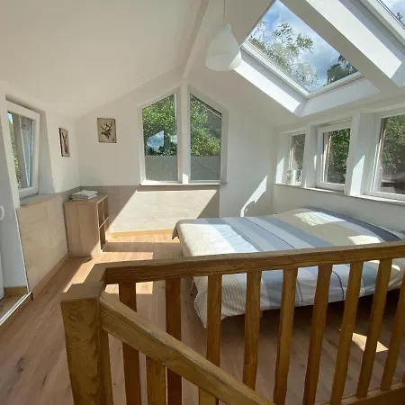Spacious In With Jacuzzi Jalhay