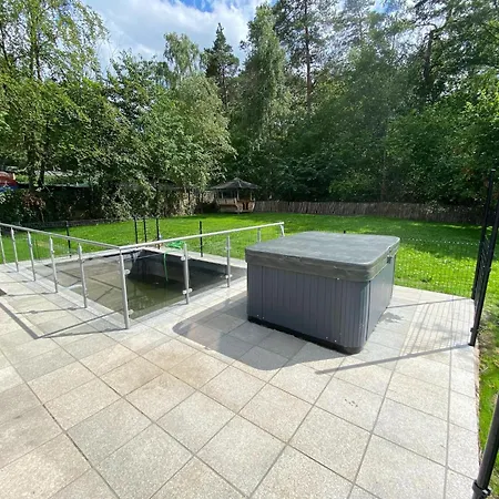 Chalet Spacious In With Jacuzzi Jalhay